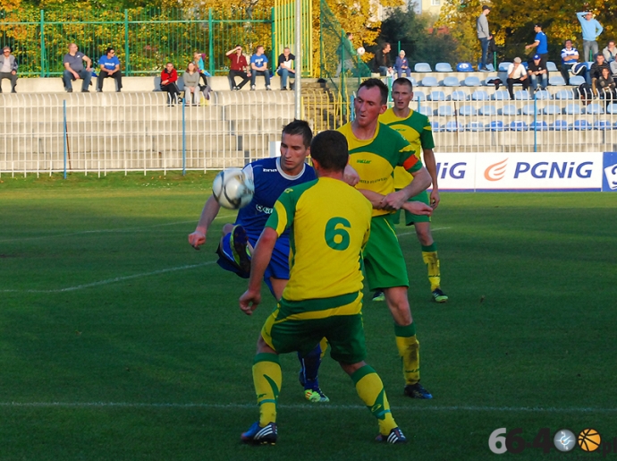 76/88 Stilon Gorzów - Odra Bytom Odrzański 4:0 (2:0)