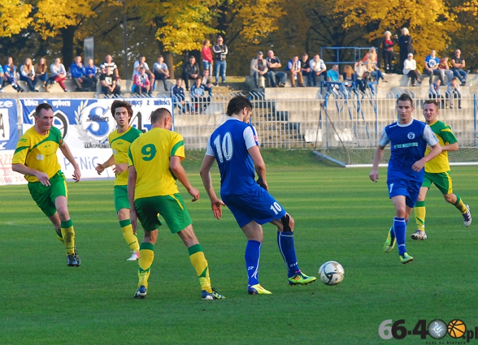 82/88 Stilon Gorzów - Odra Bytom Odrzański 4:0 (2:0)