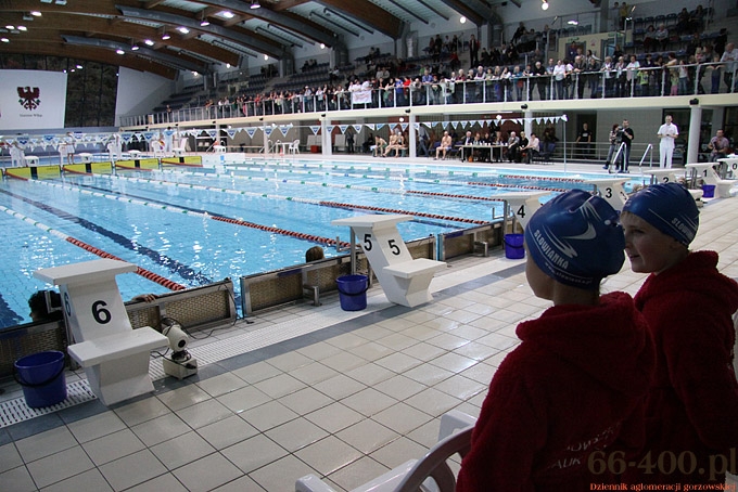 18/38 Gorzów: Pływackie zawody VIP-ów - 