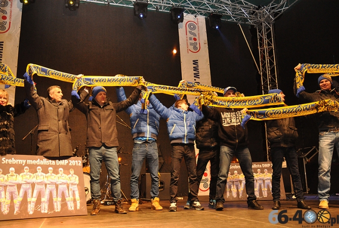 24/55 Powitanie ViceMistrzów DMP 2012