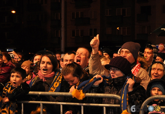 43/55 Powitanie ViceMistrzów DMP 2012