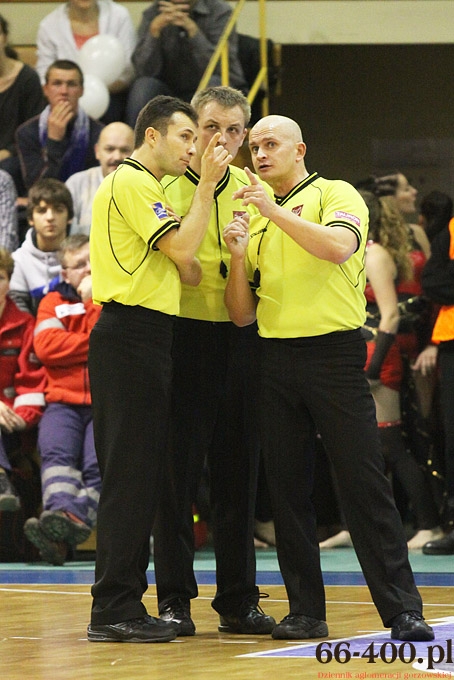 26/40 AZS PWSZ Gorzów - Artego Bydgoszcz 64:69