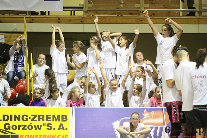 37/40 AZS PWSZ Gorzów - Artego Bydgoszcz 64:69