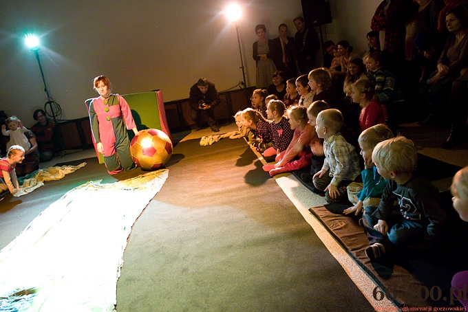 17/40 Gorzów: MOS - Premiera spektaklu 