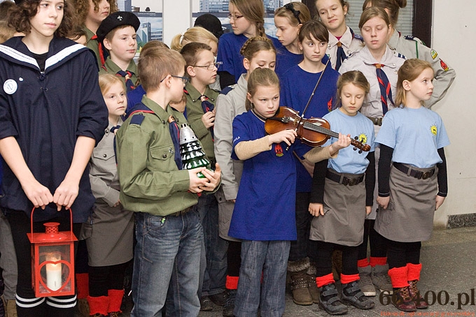 4/9 Gorzów: Przekazanie Betlejemskiego Światełka Pokoju