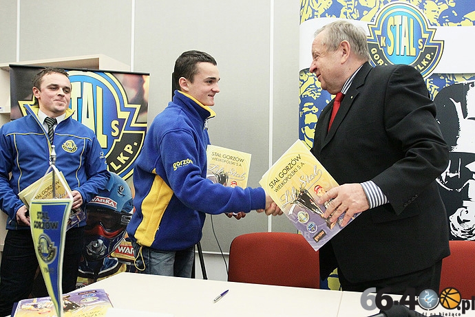 12/20 Nowe kontrakty w Caelum Stal Gorzów