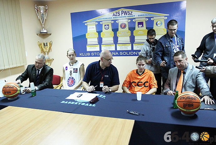 35/35 KSSSE AZS PWSZ Gorzów - CCC Polkowice 79:54