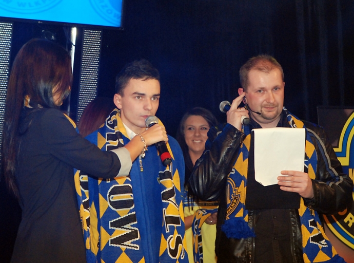 11/25 Prezentacja nowych zawodników w Askanie