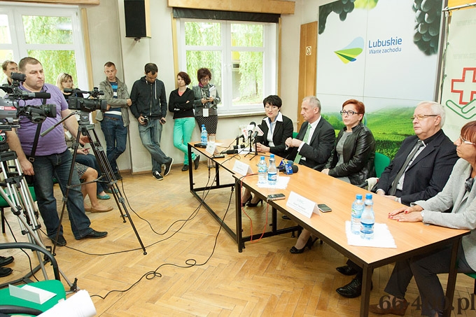 11/14 Gorzów: Konferencja wiceministra zdrowia Sławomira Neumanna w szpitalu