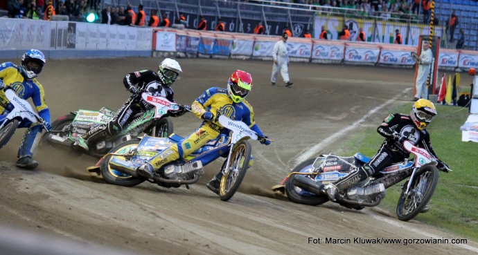 11/18 Zwycięstwo Stali. Derby kolejny raz na remis