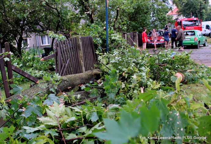 8/21 W Gorzowie słońce - w gminie Bogdaniec armagedon