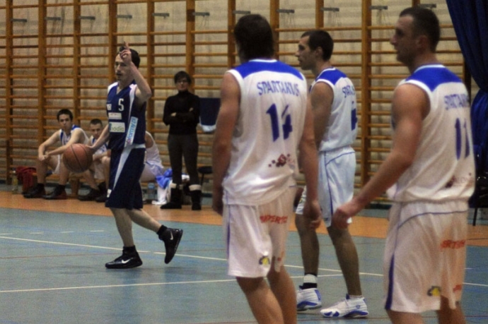 12/29 GKK Gorzów - Spartakus Jelenia Góra 80:77