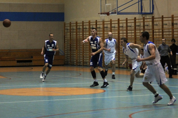 13/29 GKK Gorzów - Spartakus Jelenia Góra 80:77