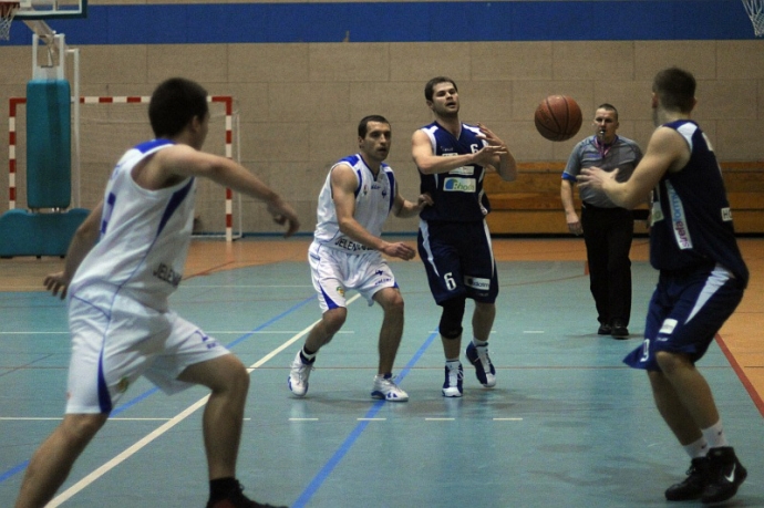 23/29 GKK Gorzów - Spartakus Jelenia Góra 80:77