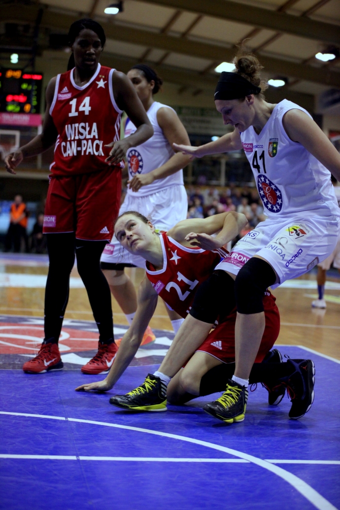 2/24 KSSSE AZS PWSZ Gorzów - Wisła CanPack Kraków 66:71