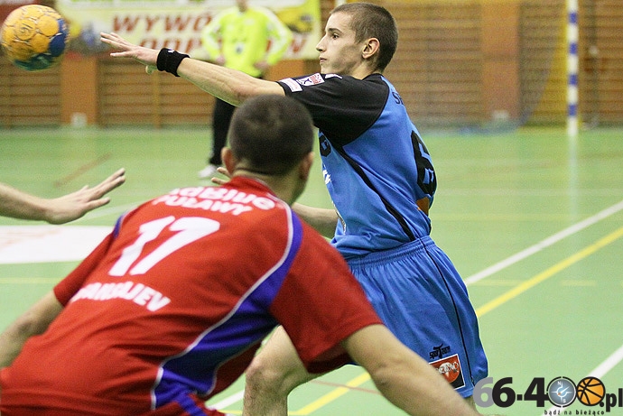 14/37 AZS AWF Gorzów - Azoty Puławy 32:33 (16:18)