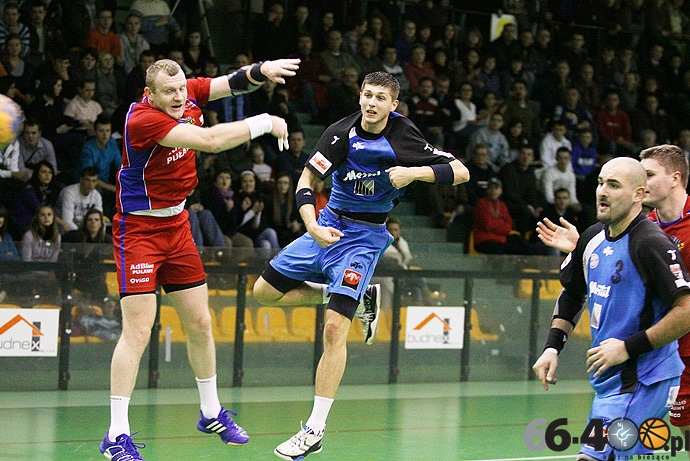 31/37 AZS AWF Gorzów - Azoty Puławy 32:33 (16:18)