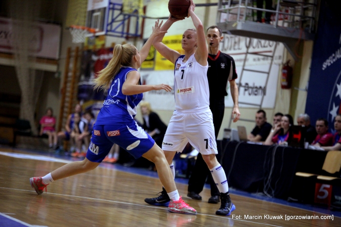 14/20 Hajduk Kominki AZS PWSZ Gorzów - JTC MUKS Poznań 61:57 
