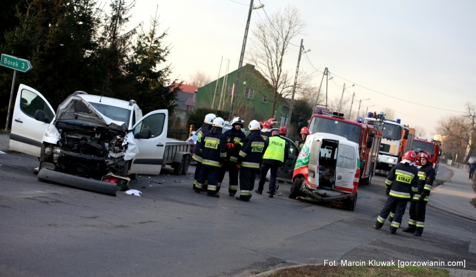 4/10 Wypadek w Brzozowcu 09.12.2014