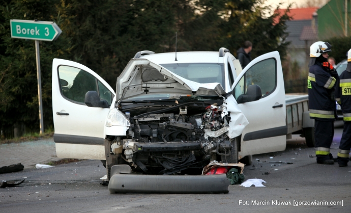 9/10 Wypadek w Brzozowcu 09.12.2014