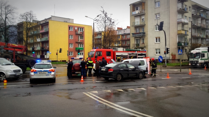 4/7 Śmiertelny wypadek przy Sportowej