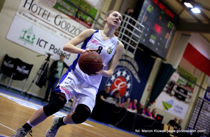 11/17 KSSSE AZS PWSZ Gorzów - Energa Toruń 78:79 (15:25, 25:24, 20:14, 18:16)
