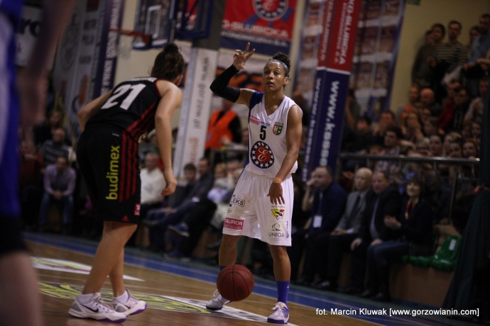 16/17 KSSSE AZS PWSZ Gorzów - Energa Toruń 78:79 (15:25, 25:24, 20:14, 18:16)