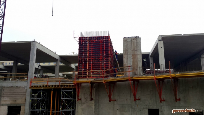 5/16 Na Manhattanie praca wre