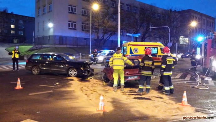 3/9 Czołówka w centrum