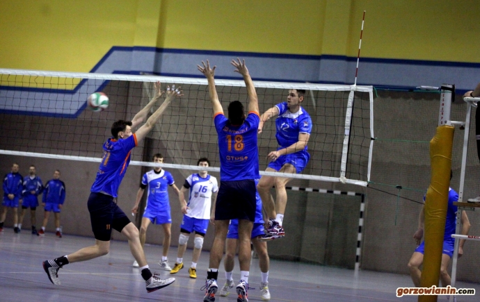 7/13 Siatkówka: Orzeł Międzyrzecz - GTPS Gorzów 3:1 (25:21, 25:20, 15:25, 27:25)