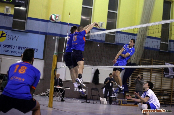9/13 Siatkówka: Orzeł Międzyrzecz - GTPS Gorzów 3:1 (25:21, 25:20, 15:25, 27:25)
