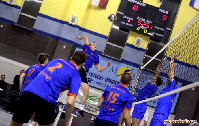 12/13 Siatkówka: Orzeł Międzyrzecz - GTPS Gorzów 3:1 (25:21, 25:20, 15:25, 27:25)