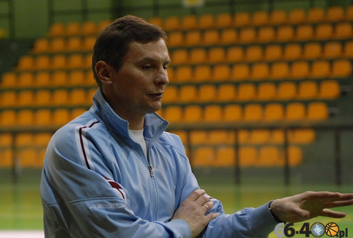 11/14 Trener Czubak na pierwszym treningu