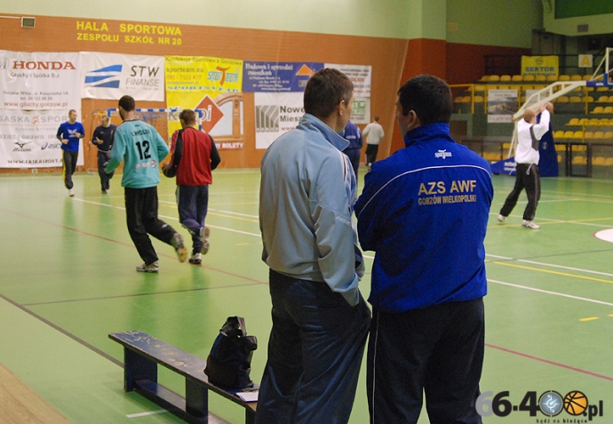 14/14 Trener Czubak na pierwszym treningu