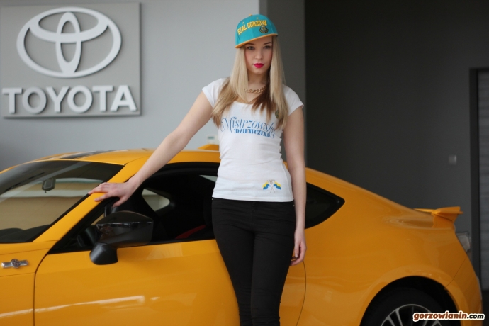 4/16 Casting na podprowadzające