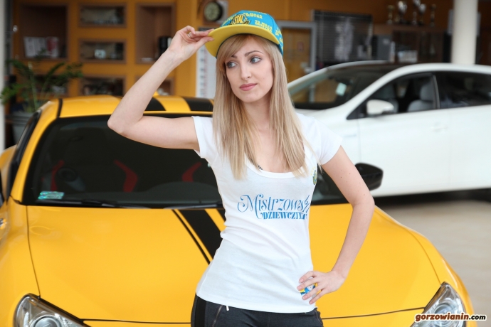 8/16 Casting na podprowadzające