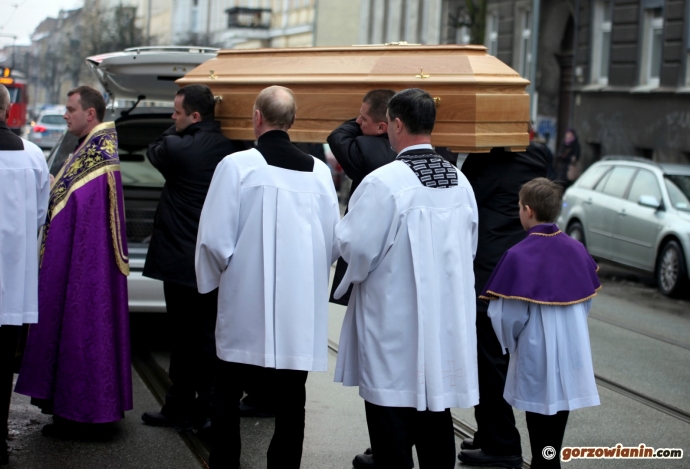 9/20 Pierwsze uroczystości pogrzebowe ks. Andrzejewskiego