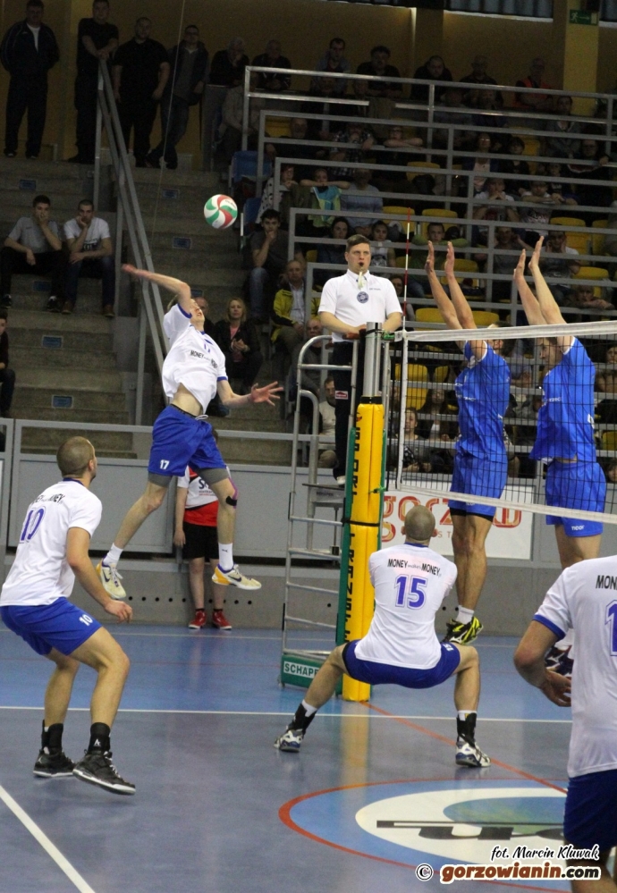 10/15 GTPS Gorzów - Orzeł Międzyrzecz 3:1 (19:25, 25:14, 25:19, 25:23)