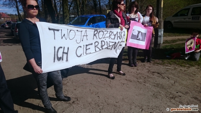 4/9 Protestowali pod cyrkiem