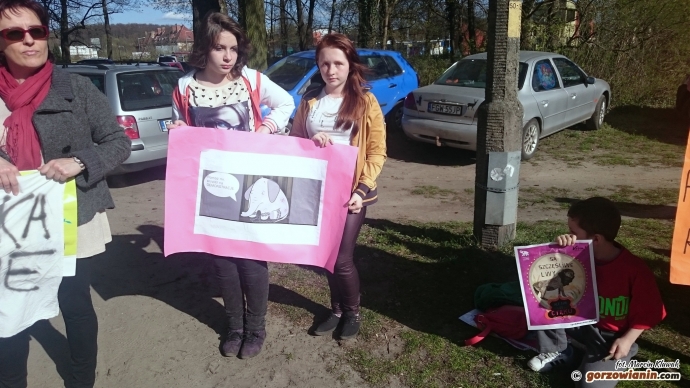 5/9 Protestowali pod cyrkiem