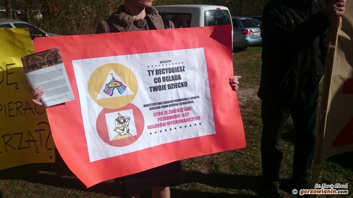 7/9 Protestowali pod cyrkiem