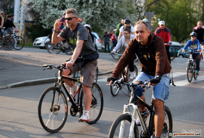 15/34 Wystartowała Masa Krytyczna