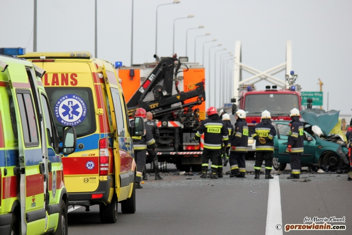 5/7 Tragedia na obwodnicy Gorzowa. Zginęły 2 osoby