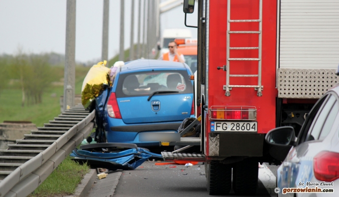 7/7 Tragedia na obwodnicy Gorzowa. Zginęły 2 osoby