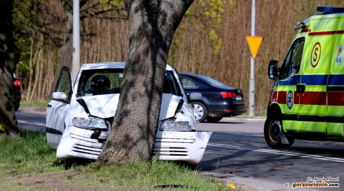 1/5 Wypadek trzech aut na Walczaka