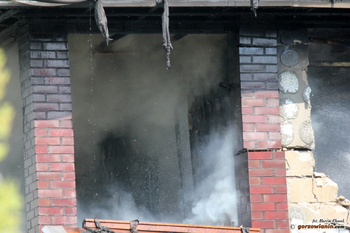 16/22 Wybuch i pożar na Zakanalu