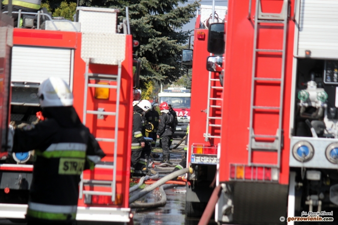 17/22 Wybuch i pożar na Zakanalu