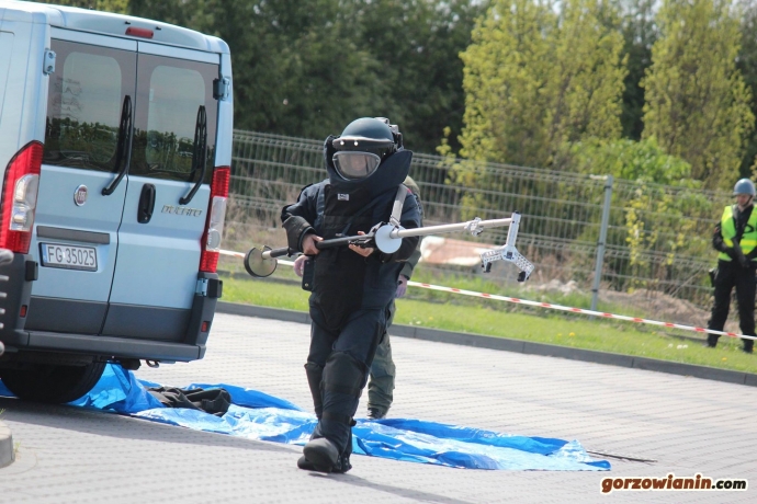 10/15 Napad na stację paliw przy Kasprzaka (ćwiczenia)