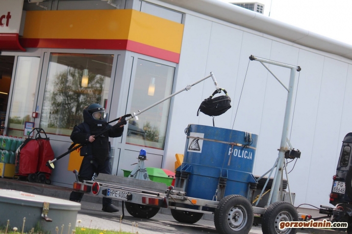 15/15 Napad na stację paliw przy Kasprzaka (ćwiczenia)