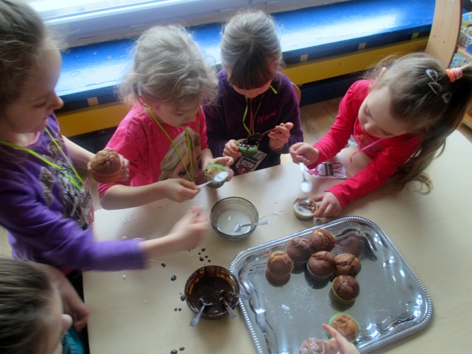 3/6 „Dzieci – dzieciom”